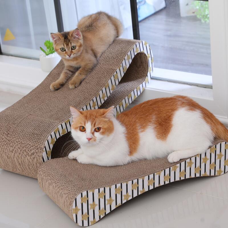 Crumb-Free Multifunctional Cat Scratcher